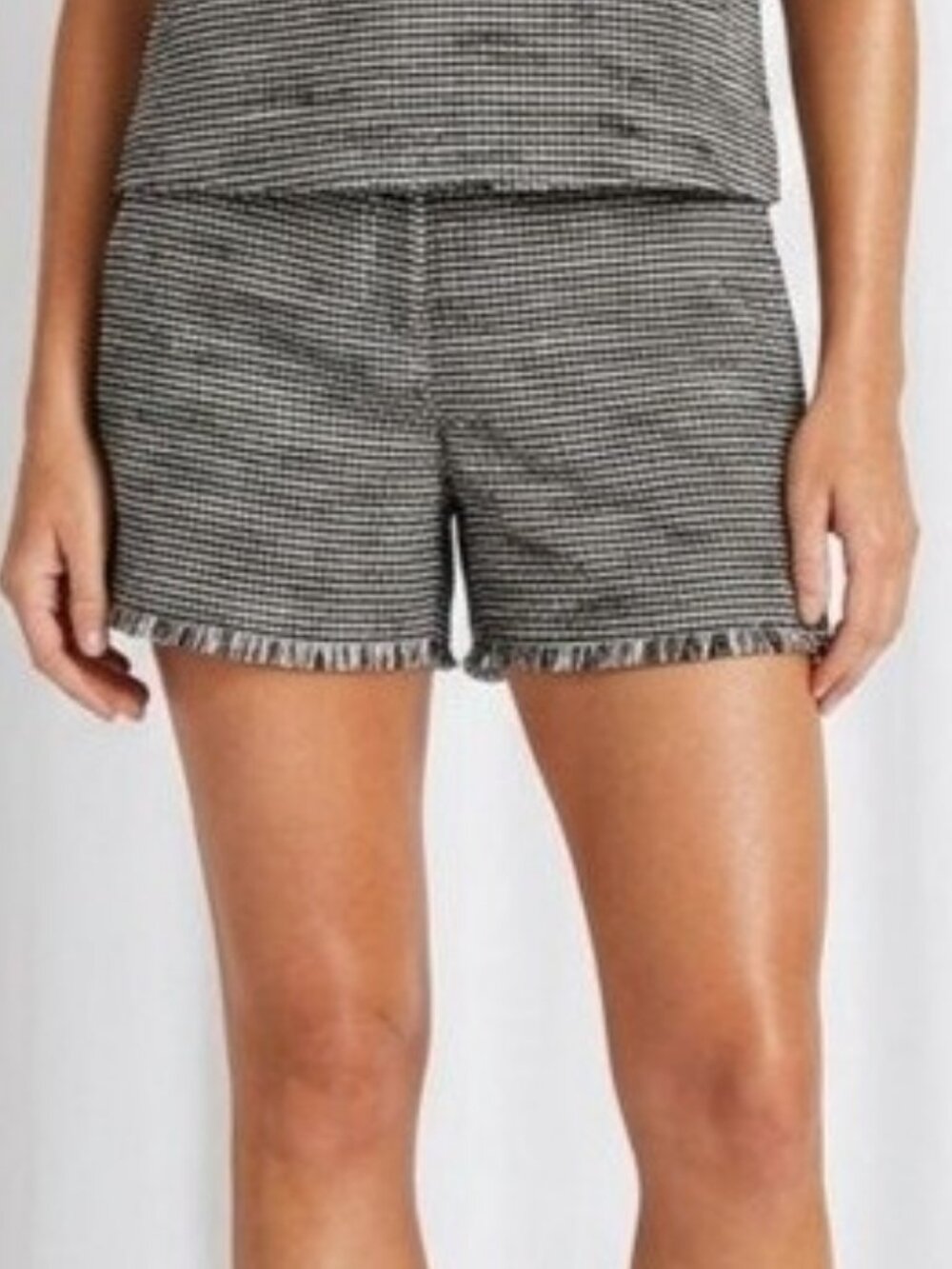 Ann Taylor Signature Shorts Tweed Fringe Hem Black 5" Inseam size 0 NEW